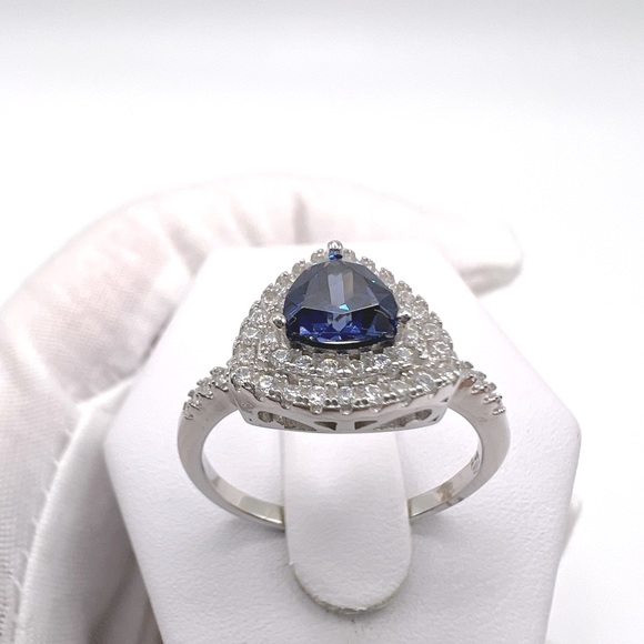 Sale $20 Firm! Sterling Silver Trillion Shape Tanzanite Cz and Clear Cz Ring - Picture 9 of 16